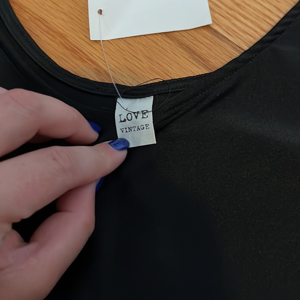 Cropped Tank - Picture 3 of 4